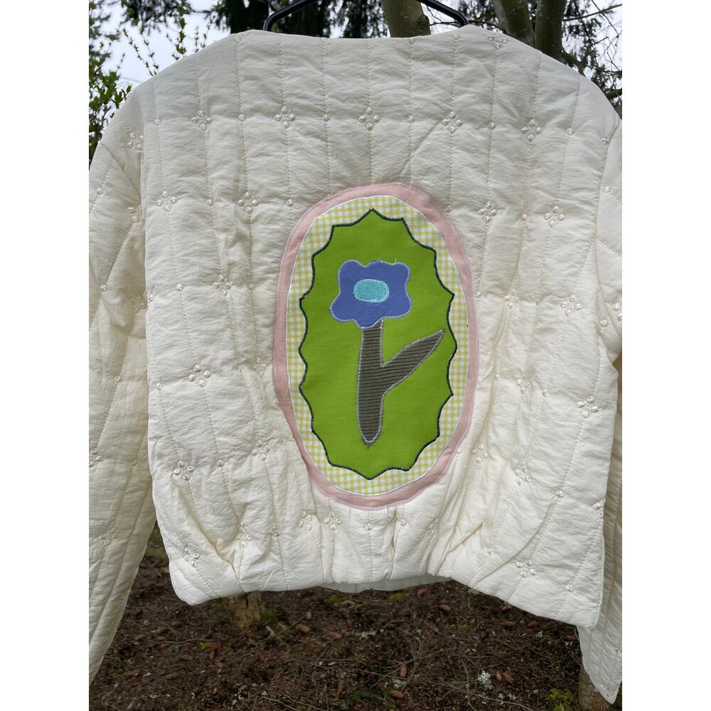 Size 6 Quilted Coat Jacket with Floral Applique - Picture 2 of 9